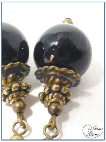 boucle d'oreille fantaisie  finition bronze  perles onyx 14mm