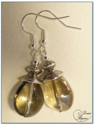 boucle d'oreille fantaisie argenté perles de verre ambrées